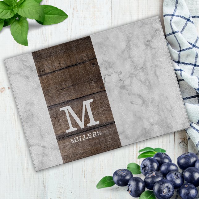 Moderne Marmor- und Holzfamilien Mit Monogramm Schneidebrett (Modern Marble And Wood Family Name Monogrammed Cutting Board)