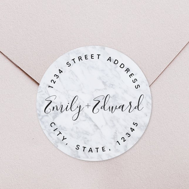 Moderne Marmorpaare mit Hochzeitsadresse Runder Aufkleber (Von Creator hochgeladen)