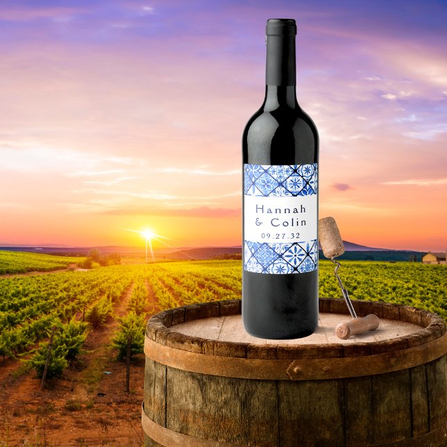 Moderne mediterrane Hochzeit Weinetikett (Von Creator hochgeladen)