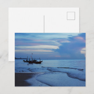 Moderne Meerblick-Wohnung Postkarte