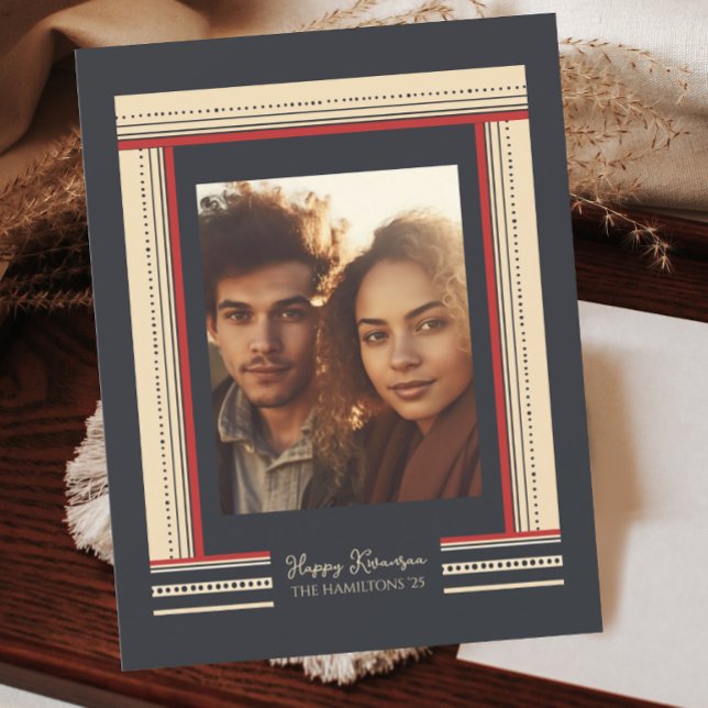 Moderne Minimal-Band-Grenze Kwanzaa Feiertagskarte (Von Creator hochgeladen)