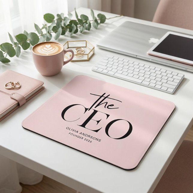 Moderne Minimal CEO Personalisierte Rosa Maßgeschn Mousepad (Von Creator hochgeladen)