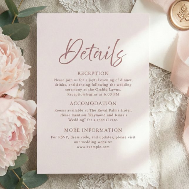 Moderne Minimal Dusty Pink Script Hochzeitsdetails Begleitkarte (Dusty Pink modern minimalist script calligraphy enclosure card)