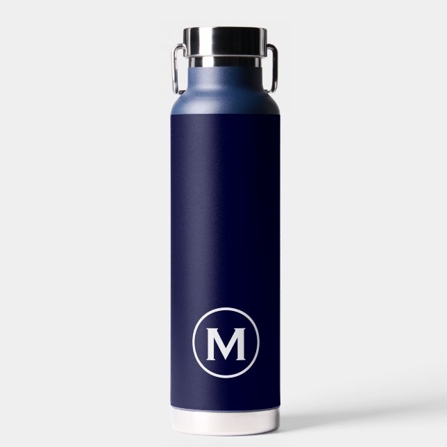 Moderne Minimal Navy White Monogram Trinkflasche (Vorne)