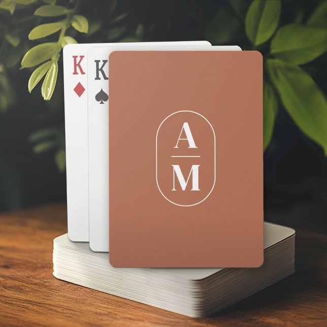 Moderne Minimal Pill Monogram - Terra Cotta Spielkarten (Custom Playing Cards)