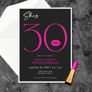 Moderne Minimal Pink Lips Sie ist 30 Geburtstag Einladung