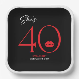 Moderne Minimal Red Lips Sie ist vierzig Geburtsta Pappteller
