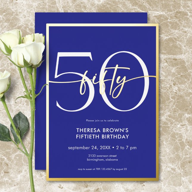 Moderne Minimal Royal Blau Fünfzig Script Geburtst Folieneinladung (Modern Minimal Royal Blue Fifty Script Birthday Foil Invitation)