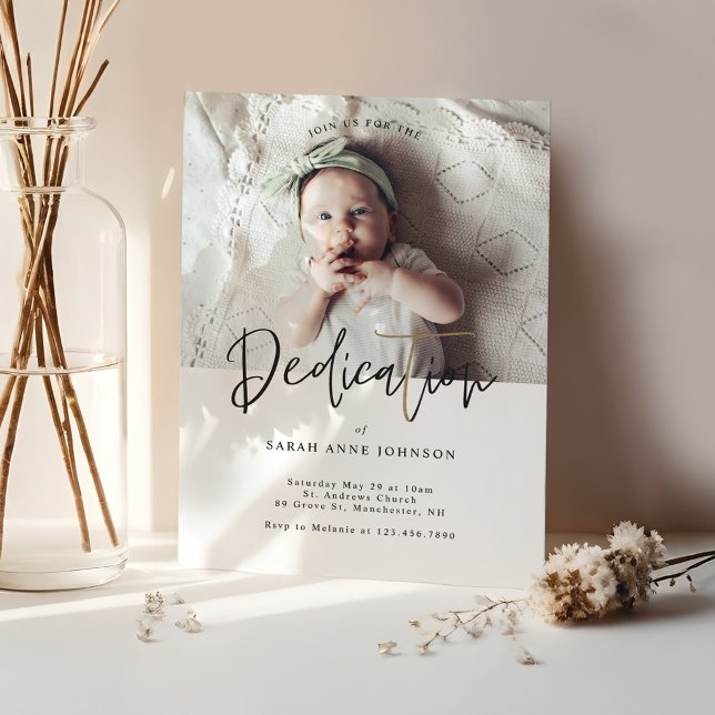 Moderne MinimalCalligraphy Baby Foto Dedication Einladung (Modern MinimalCalligraphy Baby Photo Dedication Invitation)