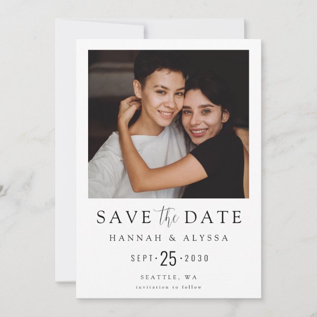 Moderne minimale Foto-LGBTQ Save the Date (Vorderseite)