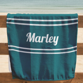 Moderne minimale Monogram Script-Vorlage Aquamarin Strandtuch