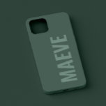 Moderne minimale Typografie durch grüne Eleganz Case-Mate iPhone 14 Pro Hülle<br><div class="desc">Moderne minimale Typografie mädchenhaft grün elegante einfache,  personalisierte Handy Gehäuse Design.</div>