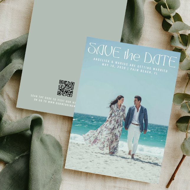 Moderne Minimalistisch Sage Green Custom Foto Hoch Save The Date (Von Creator hochgeladen)