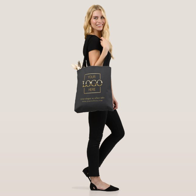 Moderne minimalistische benutzerdefinierte Geschäf (Am Model)