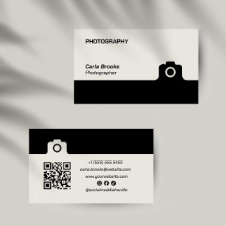 Moderne minimalistische Fotografie QR-Code Schwarz Visitenkarte