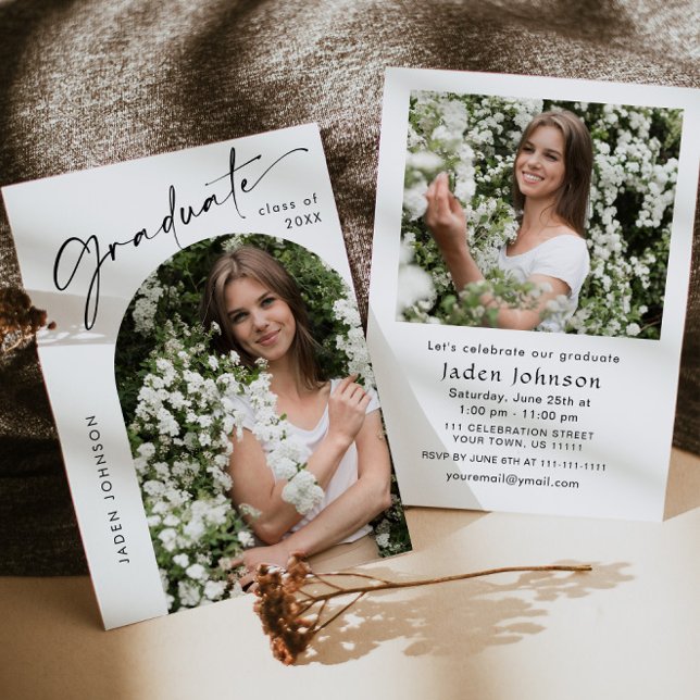 Moderne Minimalistische Grad-2-FOTO-Graduierungspa Einladung (Von Creator hochgeladen)