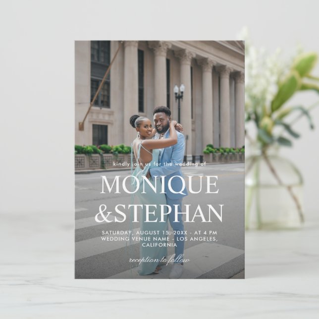 Moderne Minimalistische Hochzeit mit QR-Code für z Einladung (Stehend Vorderseite)