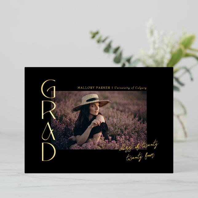 Moderne Minimalistische Klasse 2024 6 Foto Abschlu Folieneinladung (Stehend vorne)