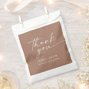Moderne Minimalistische Mocha Mousse Wedding Geschenktütchen
