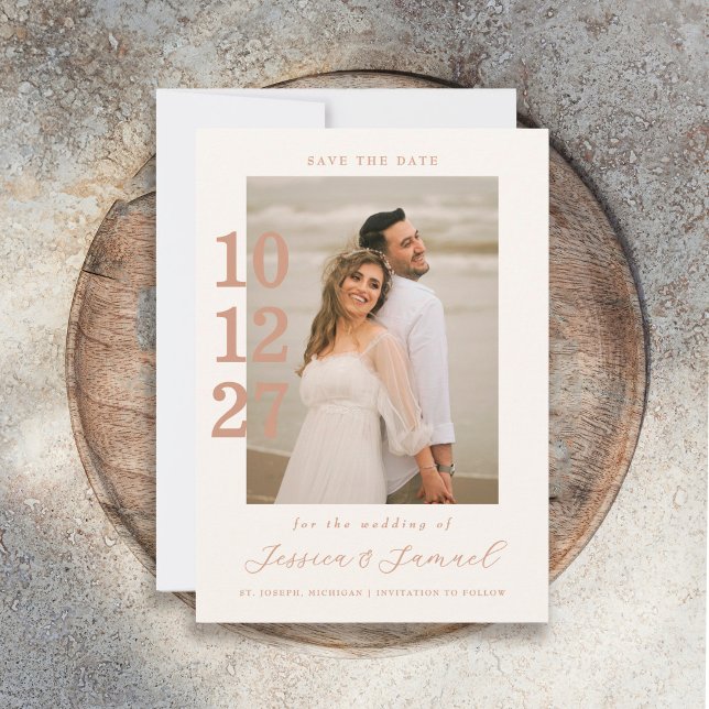 Moderne Minimalistische Mocha Script Foto Hochzeit Save The Date (Von Creator hochgeladen)
