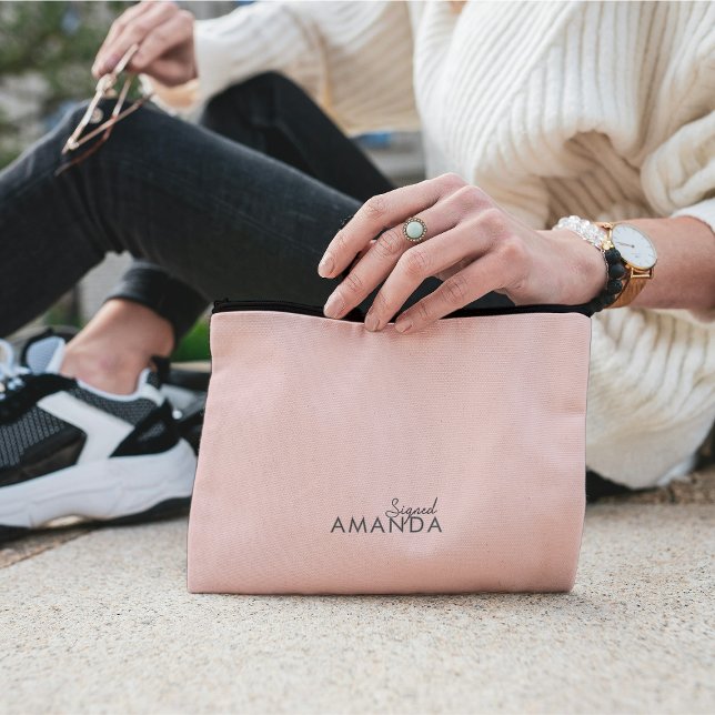 Moderne minimalistische neutrale Trauzeugin Zubehörtasche (Von Creator hochgeladen)