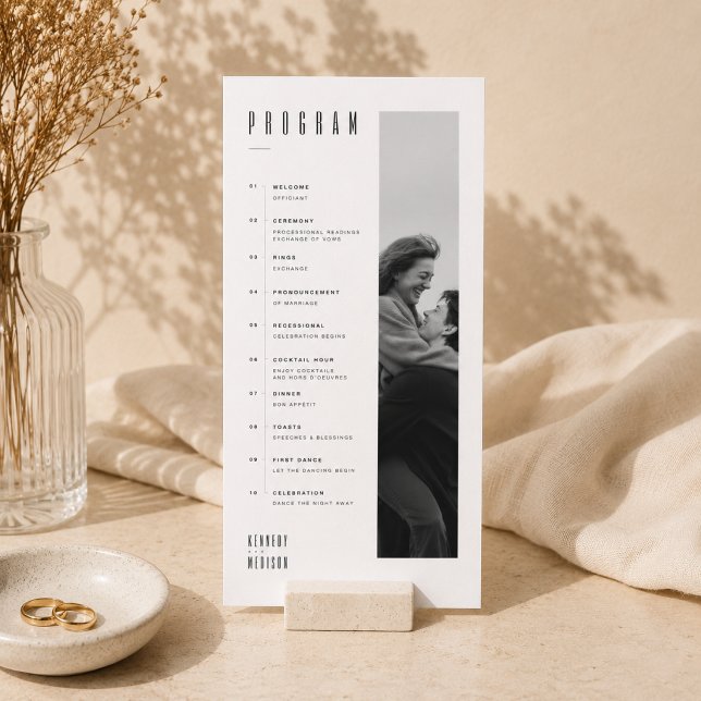 Moderne Minimalistische Schwarz-Weiß-Foto-Hochzeit Programm (Von Creator hochgeladen)