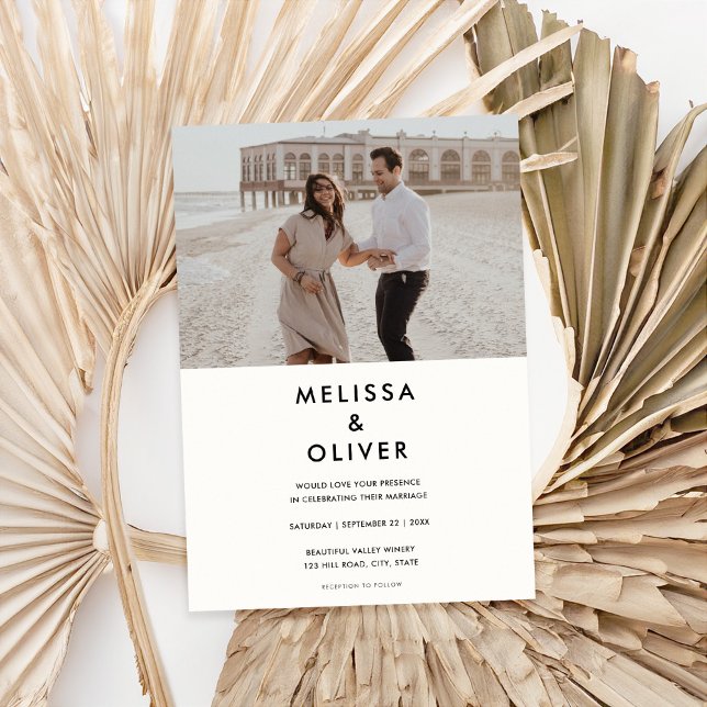 Moderne Minimalistische Schwarz-weiße Hochzeit Einladung (Von Creator hochgeladen)