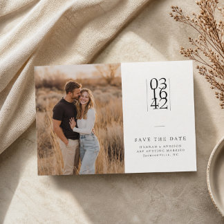 Moderne Minimalistische Serifen-Hochzeitsfoto-Save Save The Date