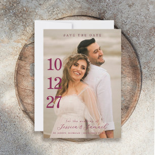 Moderne minimalistische Skript-Pflaume-Farben-Hoch Save The Date