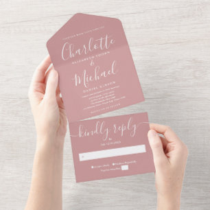 Moderne minimalistische Staubrose-Script-Hochzeit All In One Einladung