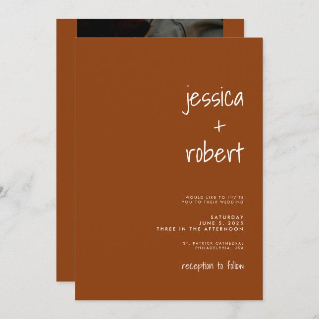 Moderne Minimalistische Terracotta Foto Hochzeit Einladung (Vorne/Hinten)
