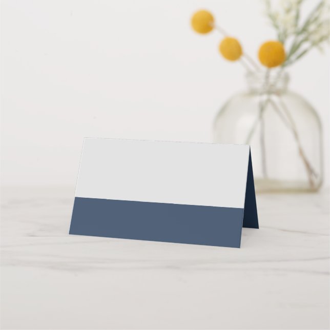 Moderne Minimalistische Typografie Navy Blue Gray Platzkarte (Vorderseite)