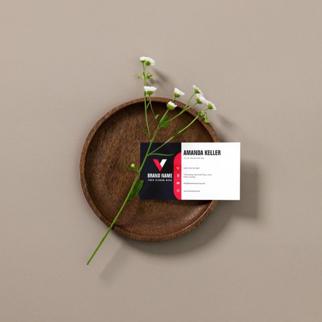 Moderne Minimalistische Visitenkarte (Von Creator hochgeladen)