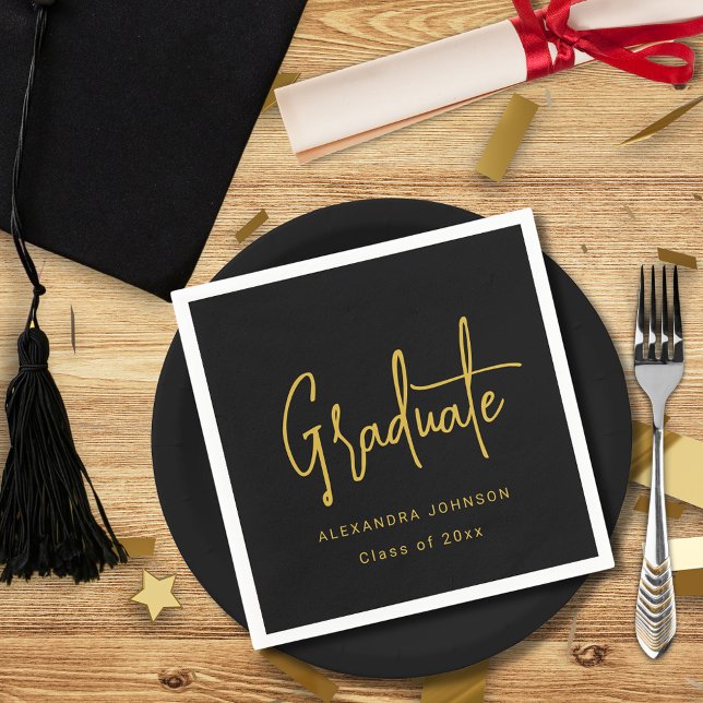 Moderne moderne Gold Script Graduation Party Custo Serviette (Trendy modern gold script graduation party custom black and white paper napkins With graduate name)