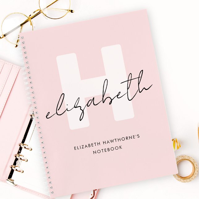 Moderne Monogram Girly Script Blush Pink Initial Notizbuch (Von Creator hochgeladen)