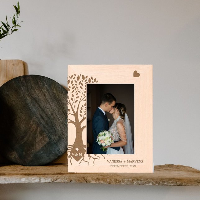 Moderne Monogram Heart Names Tree of Life Wedding Geätzte Rahmen (Von Creator hochgeladen)
