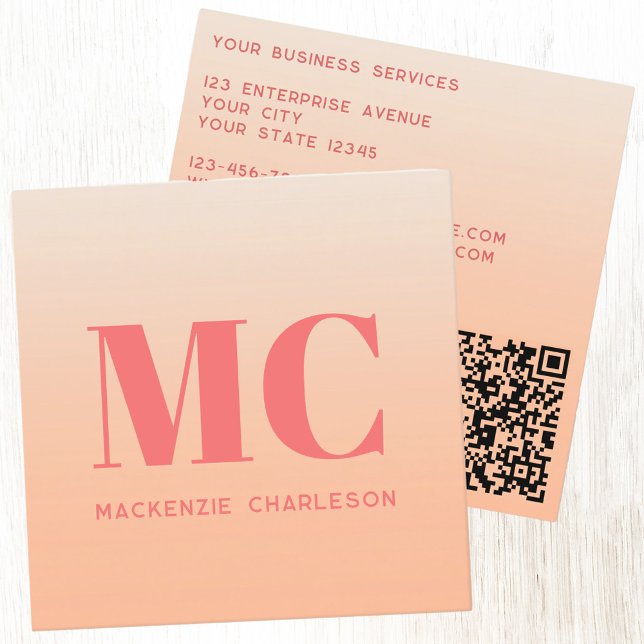 Moderne Monogram Initial QR Code Peach Gradient Quadratische Visitenkarte (Simple minimalist initials peach gradient QR code business card)