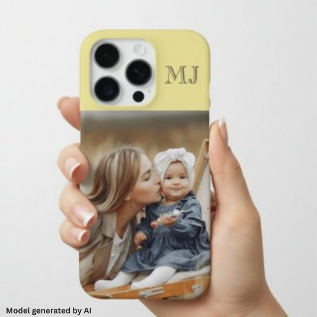 Moderne Monogramm 1 Foto Softgelb iPhone Hülle (Von Creator hochgeladen)