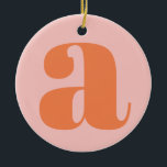 Moderne Monogramm Anfangsbuchstaben Pastellfarben  Keramik Ornament<br><div class="desc">Niedliches modernes Monogramm mit dem ersten Buchstaben Ihrer Wahl,  in Pastellrosa und Orange.</div>