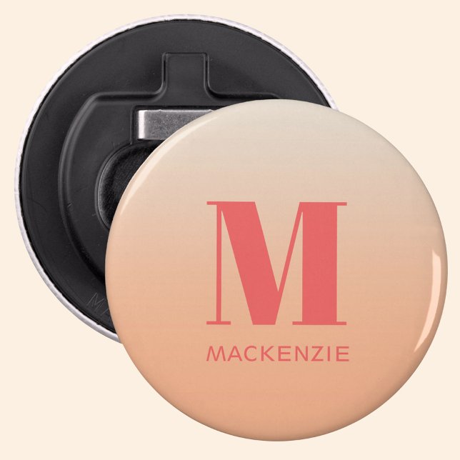 Moderne Monogramm Anfangsname Peach Gradient Flaschenöffner (Modern monogram initial name personalized button style bottle opener)