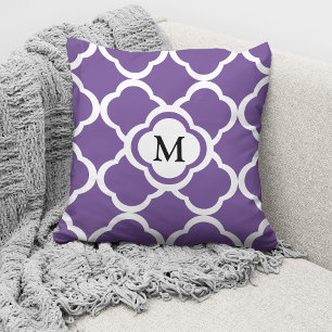 Moderne Monogramm-Lila-Muster Kissen