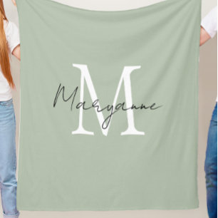 Moderne Monogramm-Name Sagegrün Fleecedecke