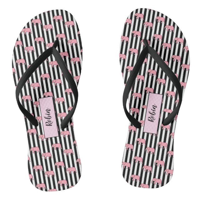 Moderne monogramm rosa Elefantenmuster Streifen Flip Flops (Fußbett)