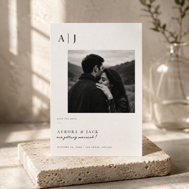 Moderne Monogramm Schwarz-Weiß-Foto Save The Date (Von Creator hochgeladen)