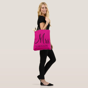 Moderne Mrs Hot Pink Schwarze Schrift Hochzeitsmon