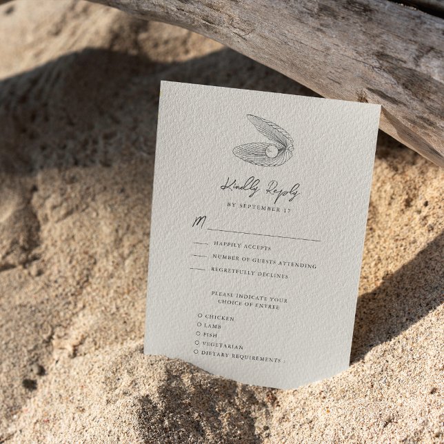 Moderne Muschel Beach Ocean Hochzeit in Urlaubsort RSVP Karte (Von Creator hochgeladen)