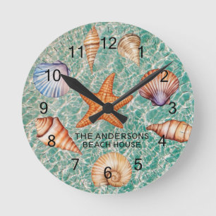 Moderne Muscheln an der Küste lassen den Ozean nac Runde Wanduhr