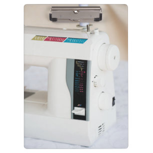 Moderne Nähmaschine Klemmbrett