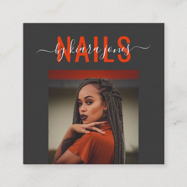 Moderne Nail Salon Foto Script Signature Quadratische Visitenkarte (Vorderseite)