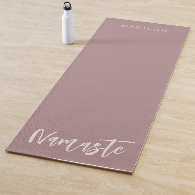 Moderne Namaste Name Rosen Brown Yogamatte (Beispiel)